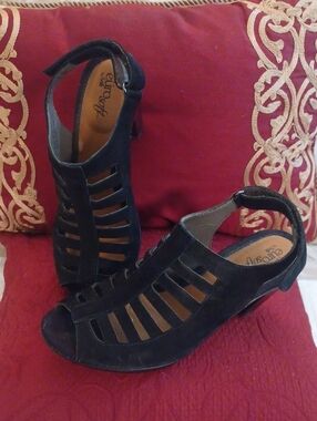 Eurosoft Black Suede Cutout Slingback Sandals